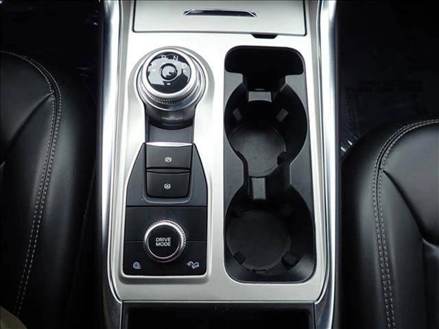 Used 2022 Ford Explorer XLT w/ Equipment Group 202A AWD/4WD image 22