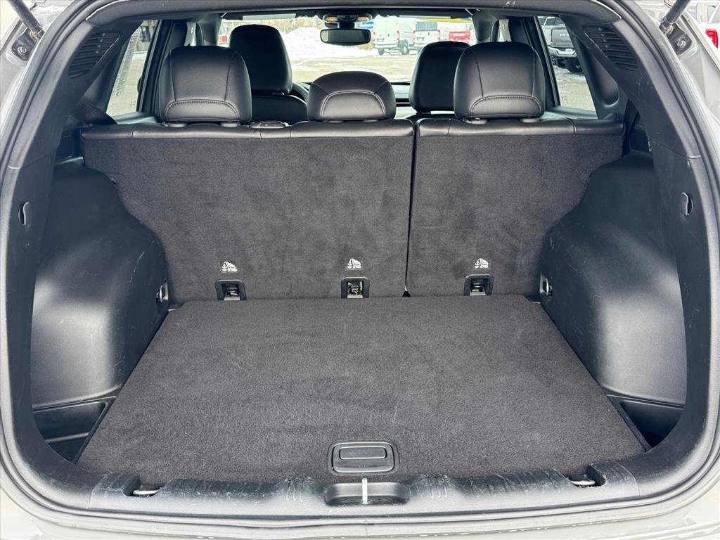 Used 2023 Jeep Compass Limited image 5