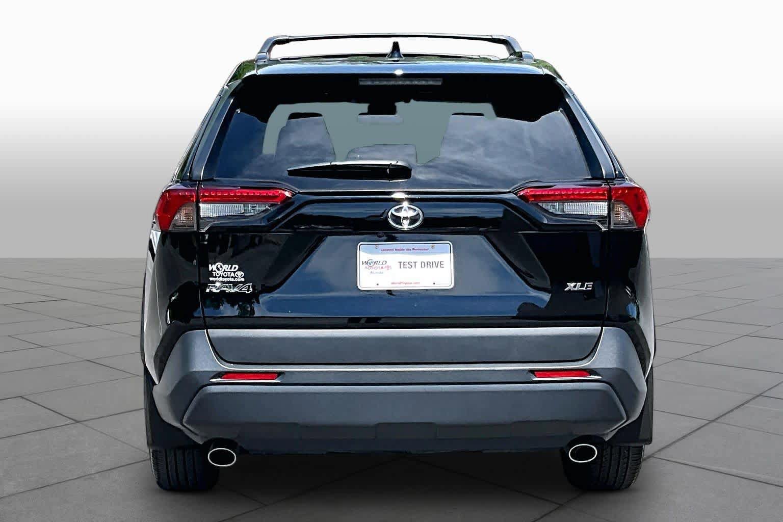 Certified 2025 Toyota RAV4 XLE Premium FWD image 5