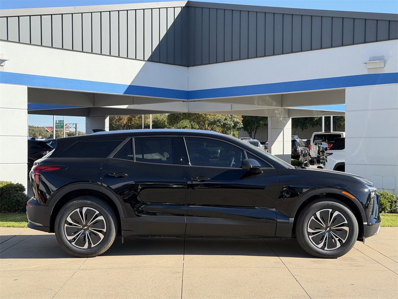 New 2026 Chevrolet Blazer EV LT w/ Super Cruise Package image 3
