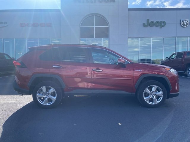 Used 2021 Toyota RAV4 Limited image 3