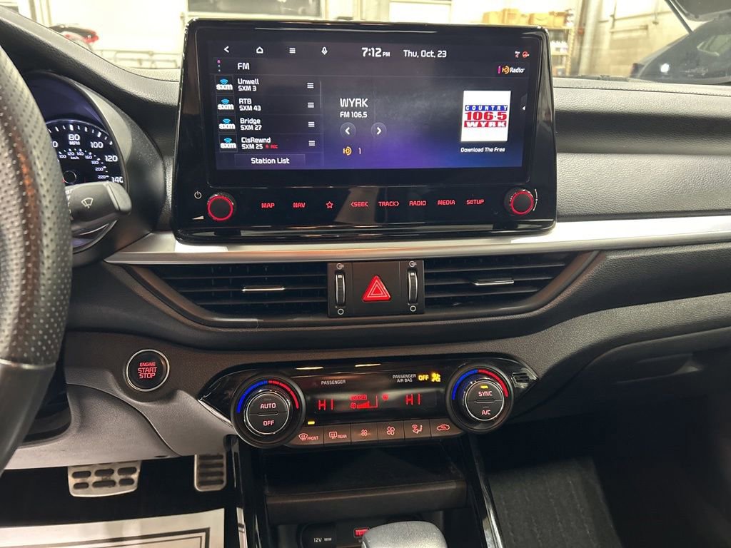 Certified 2023 Kia Forte GT-Line image 17