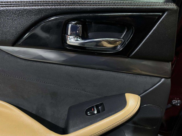 Used 2016 Nissan Maxima SR image 40