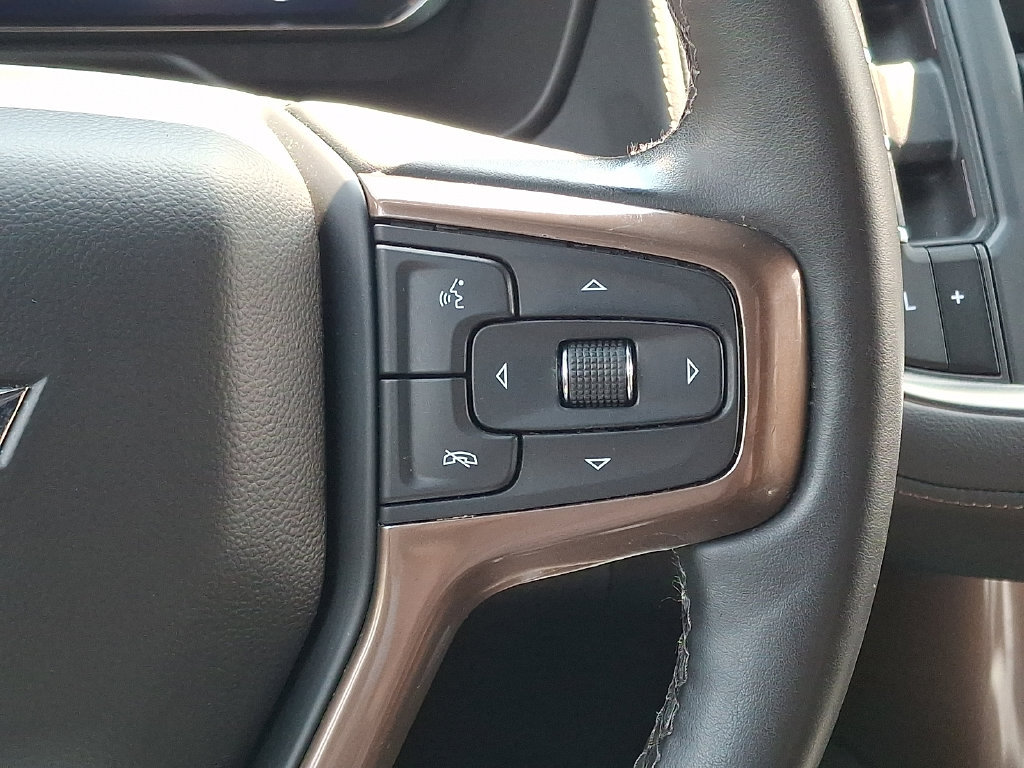 Used 2024 Chevrolet Tahoe High Country AWD/4WD image 21