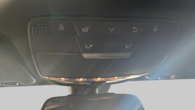 Used 2018 Mercedes-Benz C 300 Sedan image 18