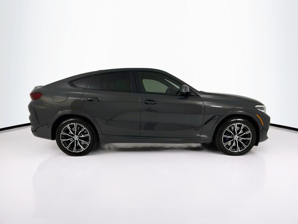 Used 2023 BMW X6 M50i w/ Dynamic Handling Package AWD/4WD image 8