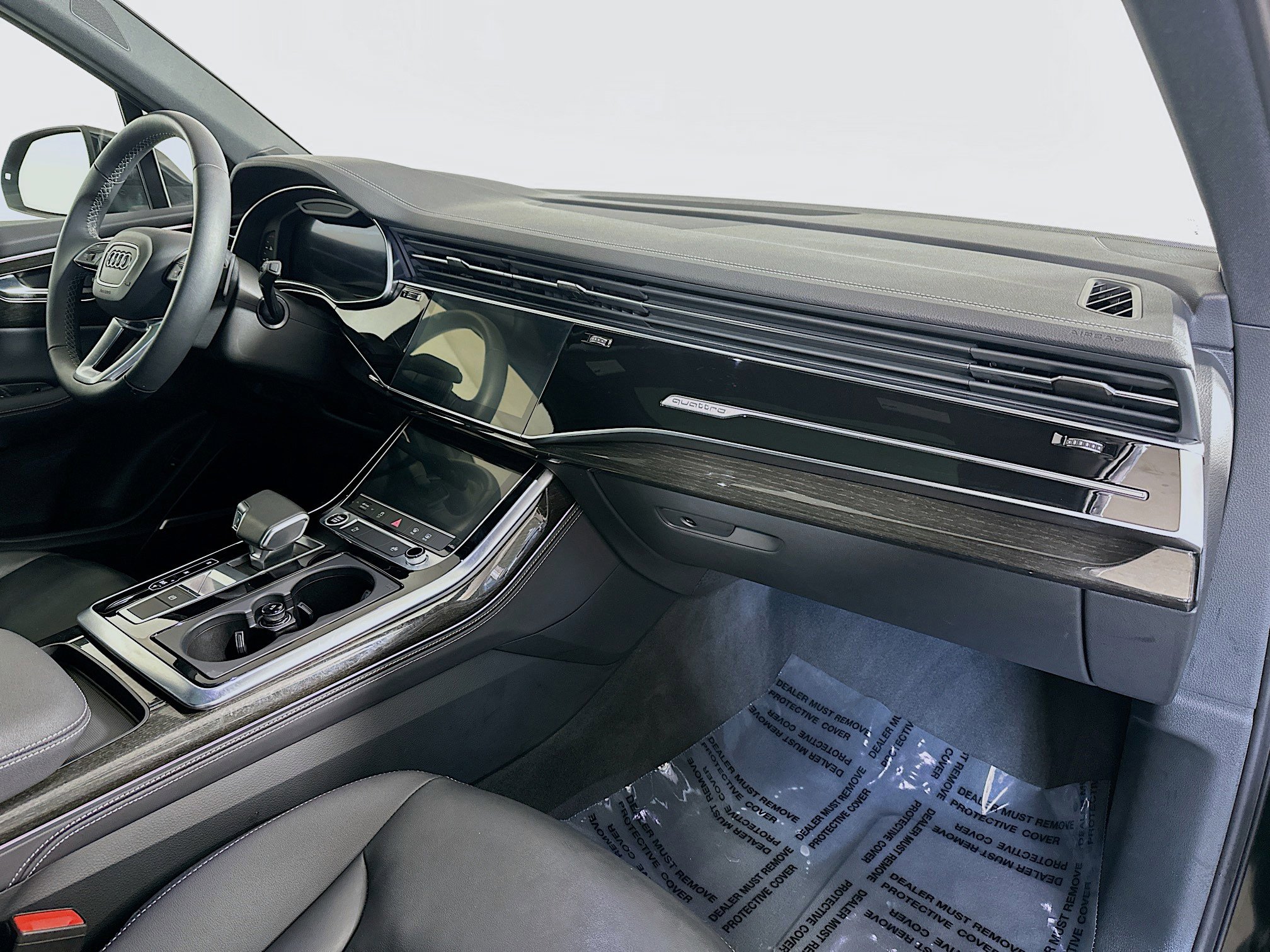 Certified 2025 Audi Q7 3.0T Premium Plus image 31