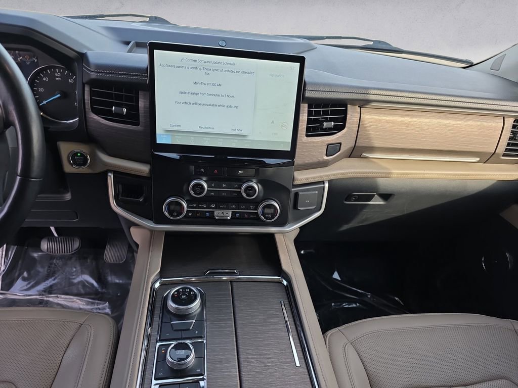Used 2024 Ford Expedition Max Limited image 11