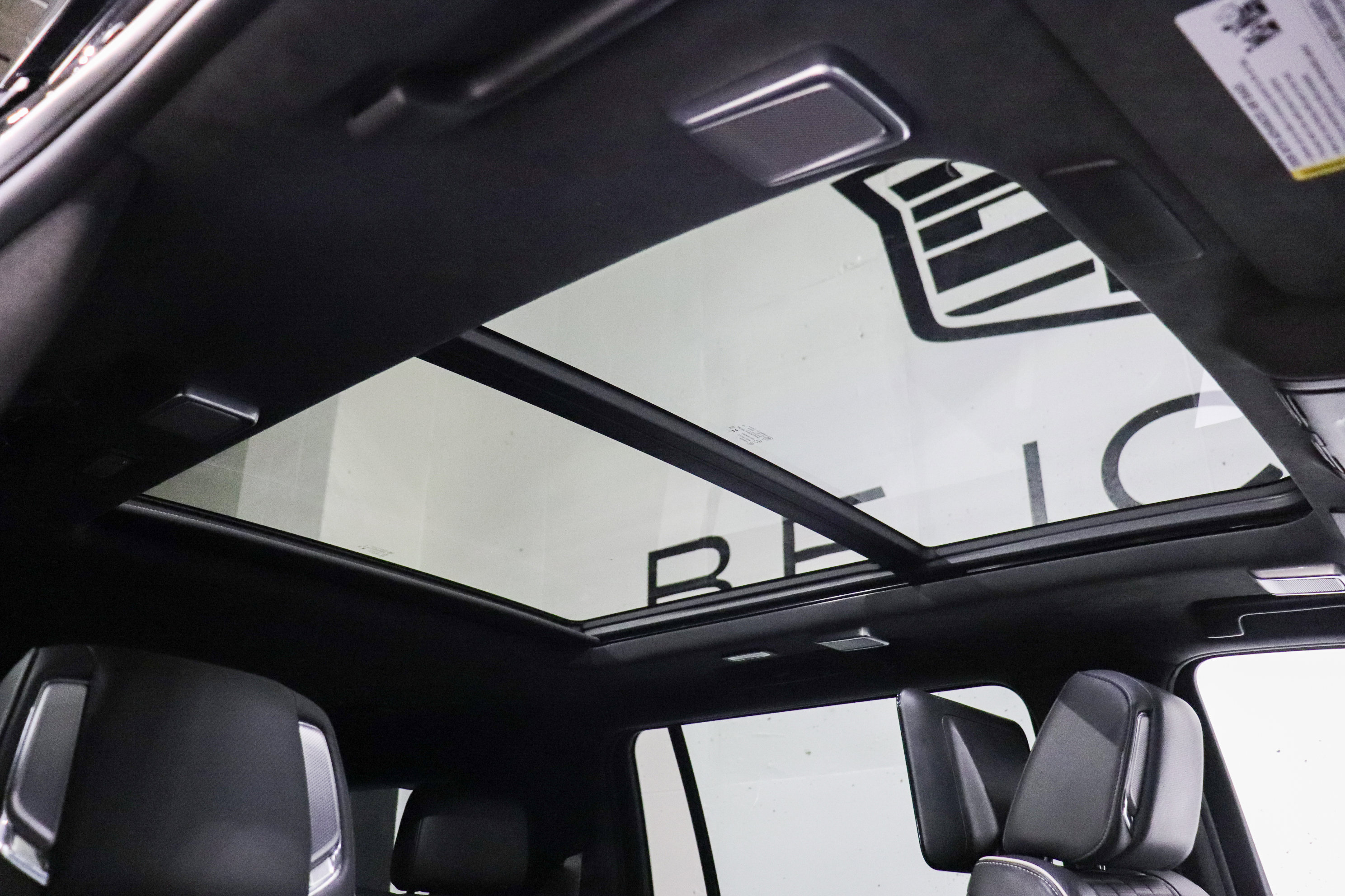 Used 2023 Cadillac Escalade ESV Sport Platinum w/ LPO, ONYX Package image 16