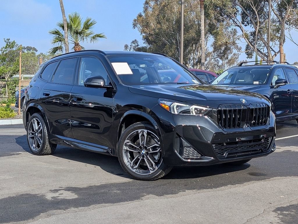 Used 2023 BMW X1 xDrive28i w/ Premium Package image 4