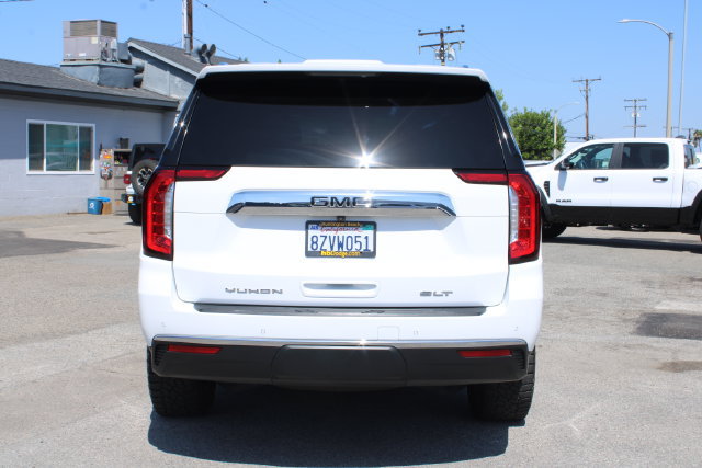 Used 2022 GMC Yukon SLT w/ SLT Premium Package RWD image 4