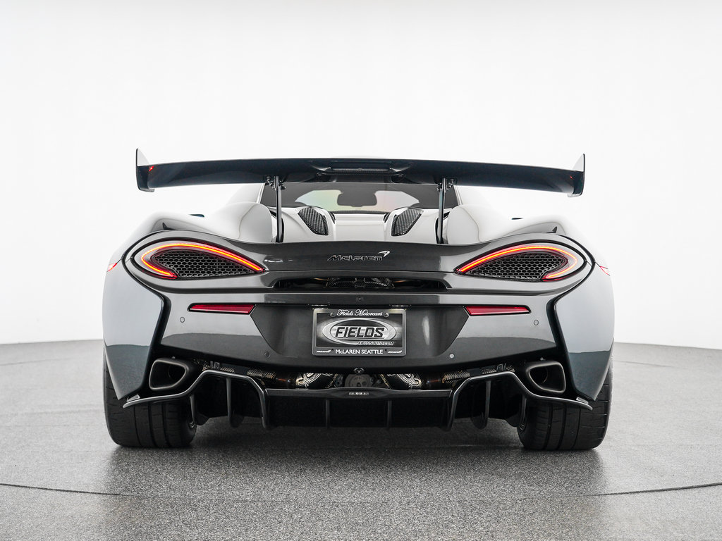 Used 2020 McLaren 620R RWD image 3