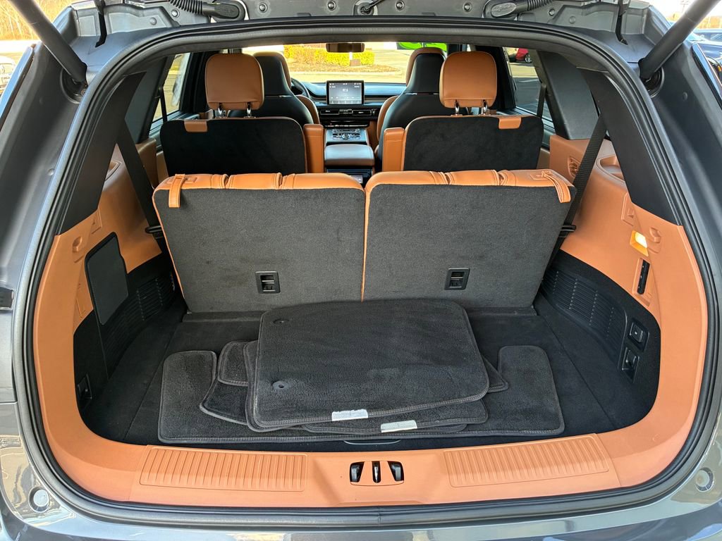 Used 2023 Lincoln Aviator Black Label image 5