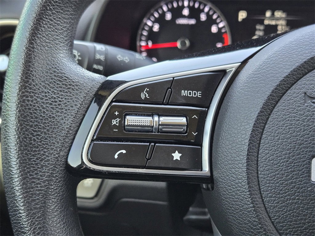 Certified 2022 Kia Forte LXS image 27