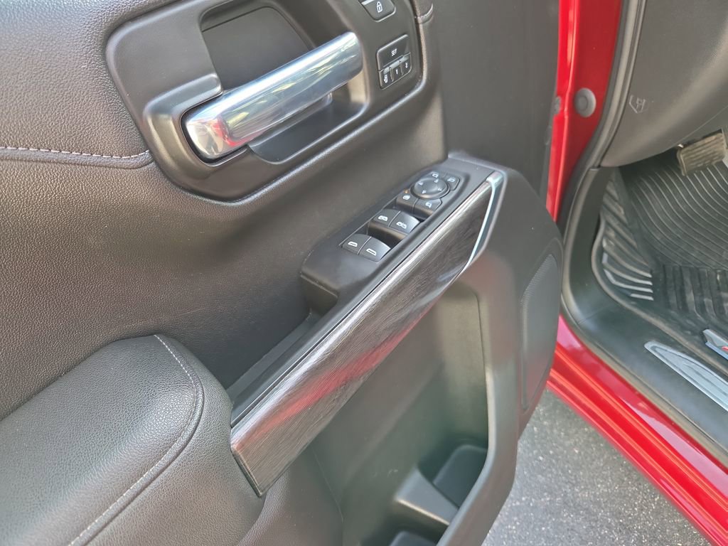 Certified 2022 Chevrolet Silverado 1500 LTZ AWD/4WD image 29