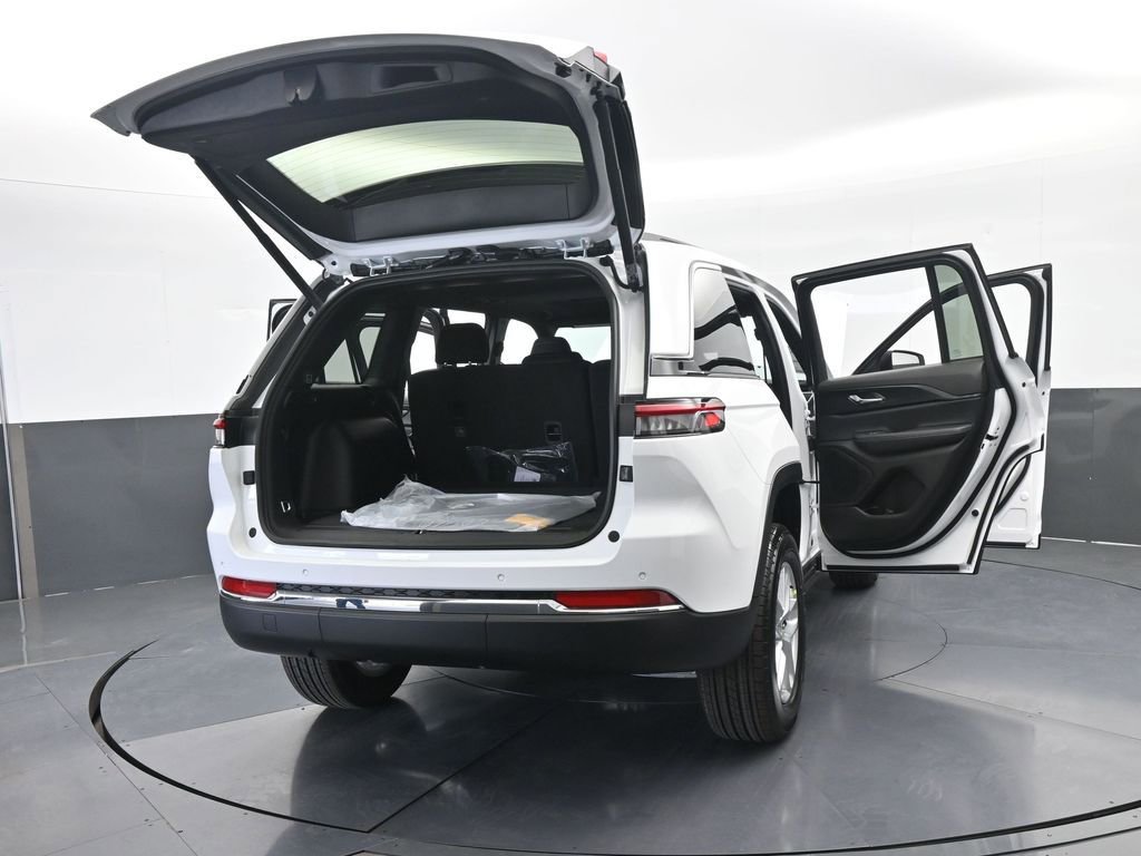 New 2026 Jeep Grand Cherokee Laredo X AWD/4WD image 71