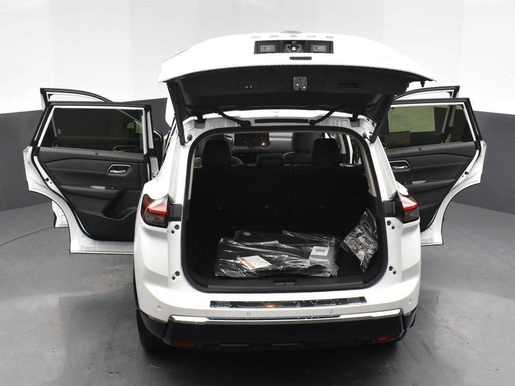 New 2026 Nissan Rogue Platinum image 35