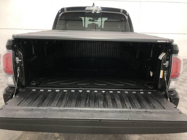Used 2022 Toyota Tacoma TRD Off-Road w/ Technology Package AWD/4WD image 24