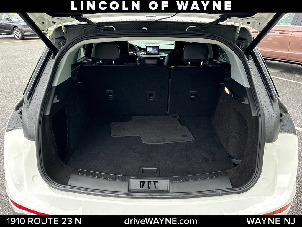 Certified 2022 Lincoln Corsair AWD w/ Equipment Group 101A image 7