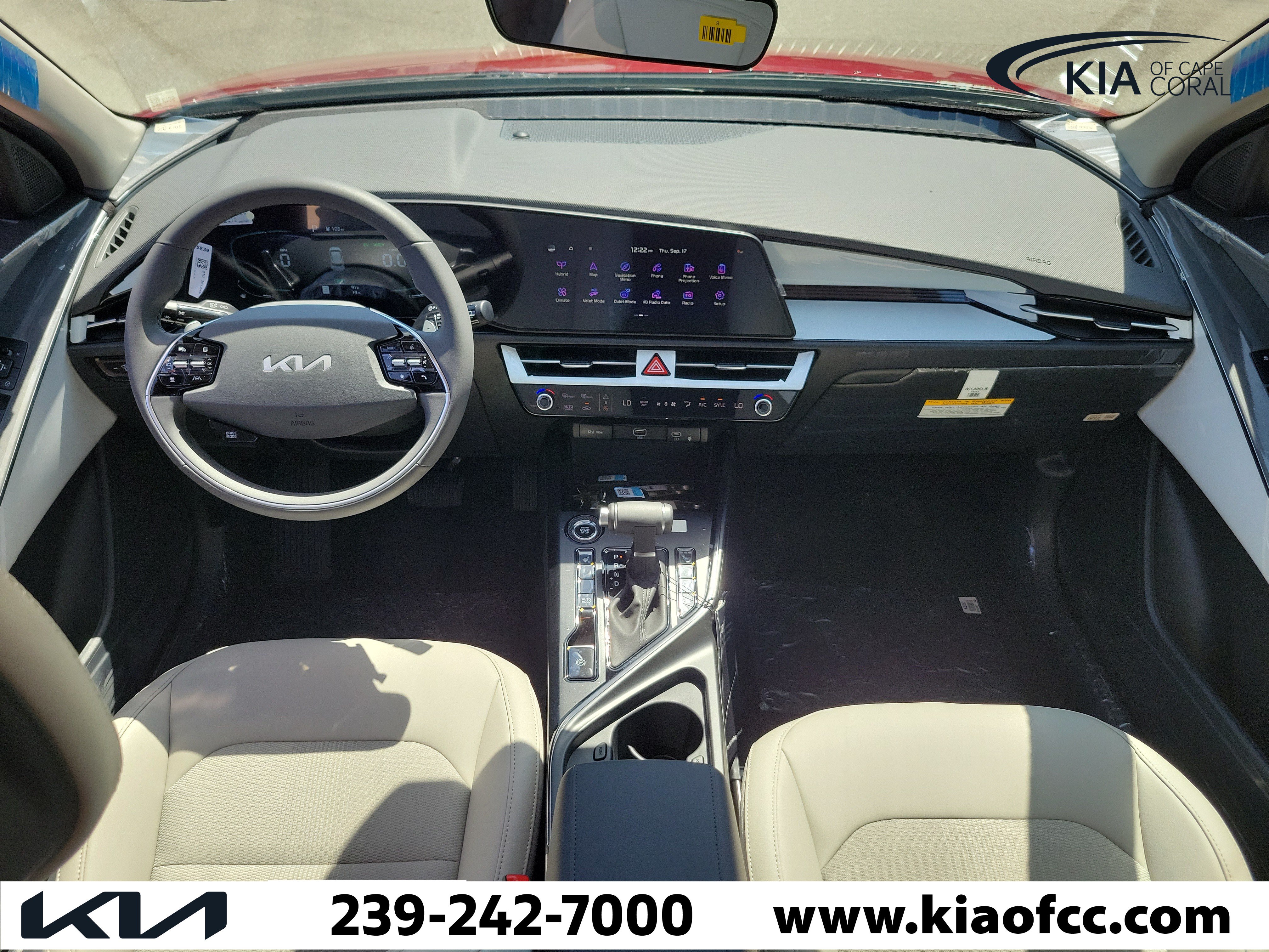 New 2026 Kia Niro EX FWD image 16