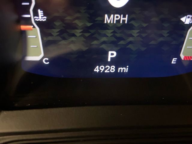 Used 2025 Jeep Wrangler Unlimited Rubicon w/ Technology Group image 19