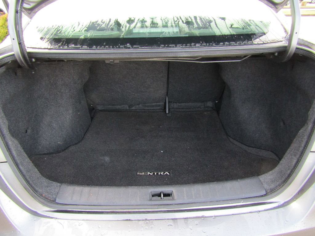 Used 2015 Nissan Sentra S FWD image 14