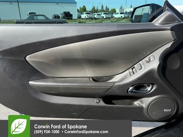 Used 2015 Chevrolet Camaro SS w/ RS Package RWD image 17