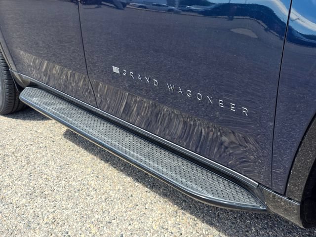 New 2026 Jeep Grand Wagoneer L 4WD w/ HD Trailer Tow Package image 7