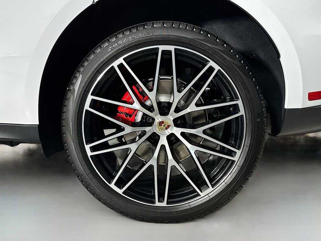 New 2026 Porsche Macan S image 33