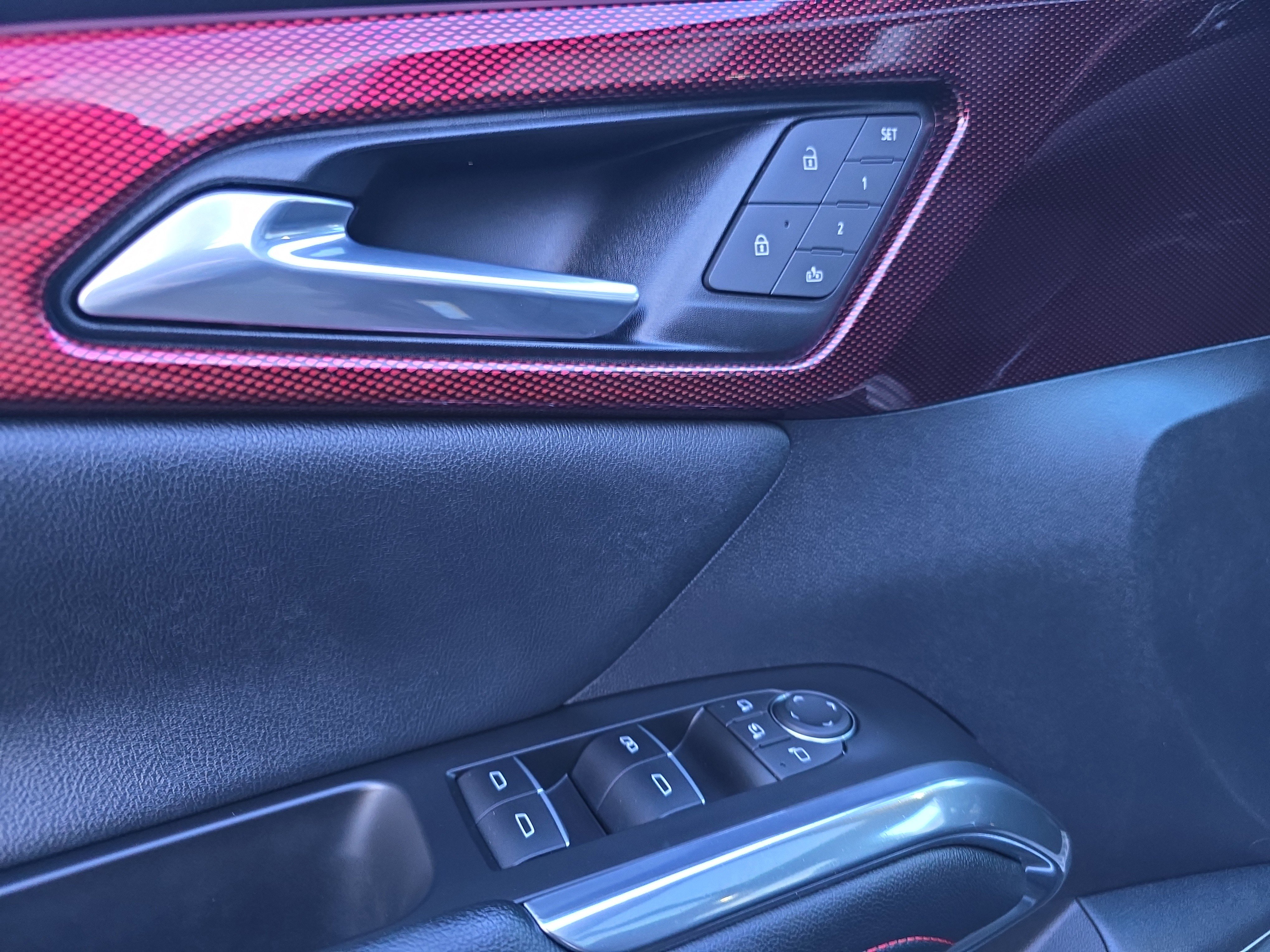 Used 2024 Chevrolet Traverse RS w/ LPO, Floor Liner Package image 19