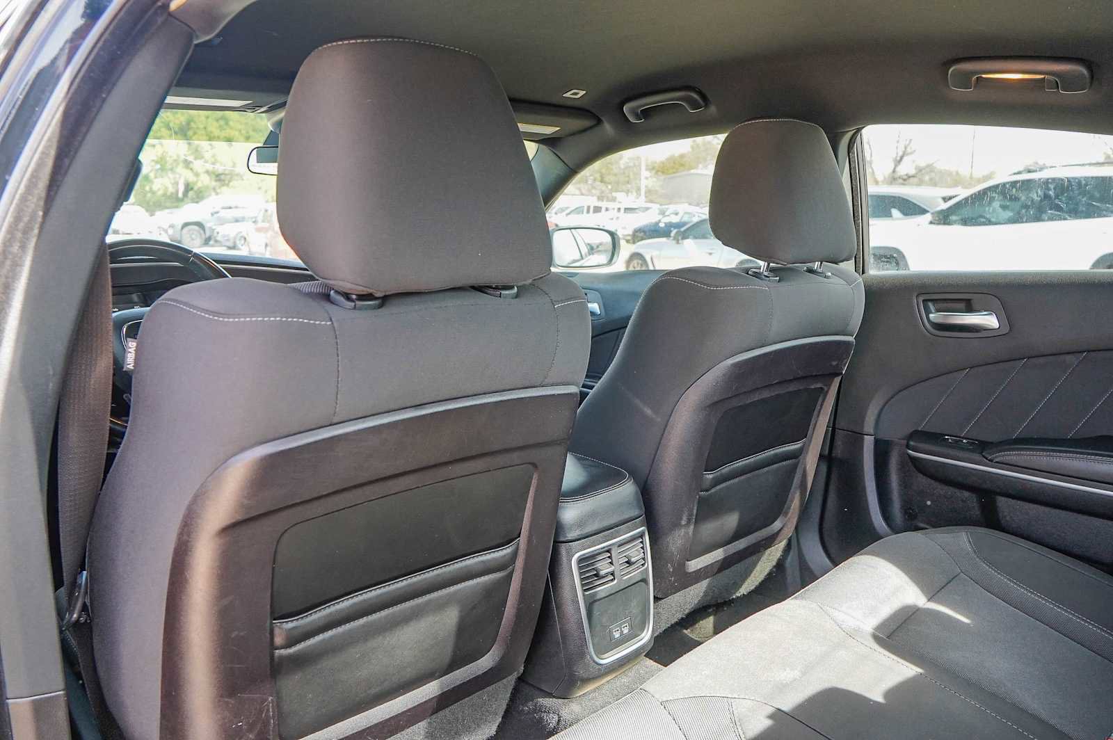 Used 2019 Dodge Charger SXT image 27