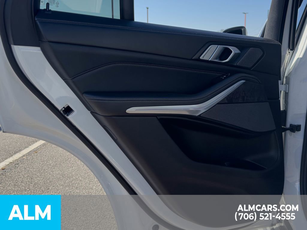 Used 2024 BMW X5 xDrive40i image 15