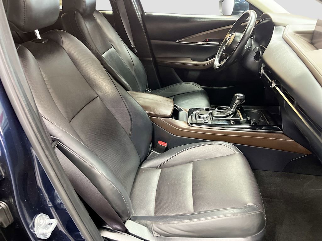 Used 2022 MAZDA CX-30 AWD 2.5 S w/ Premium Package image 28