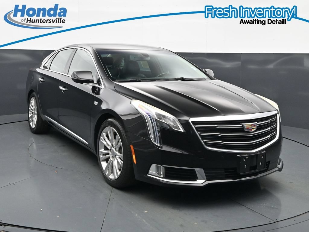 Used 2018 Cadillac XTS Luxury FWD image 1