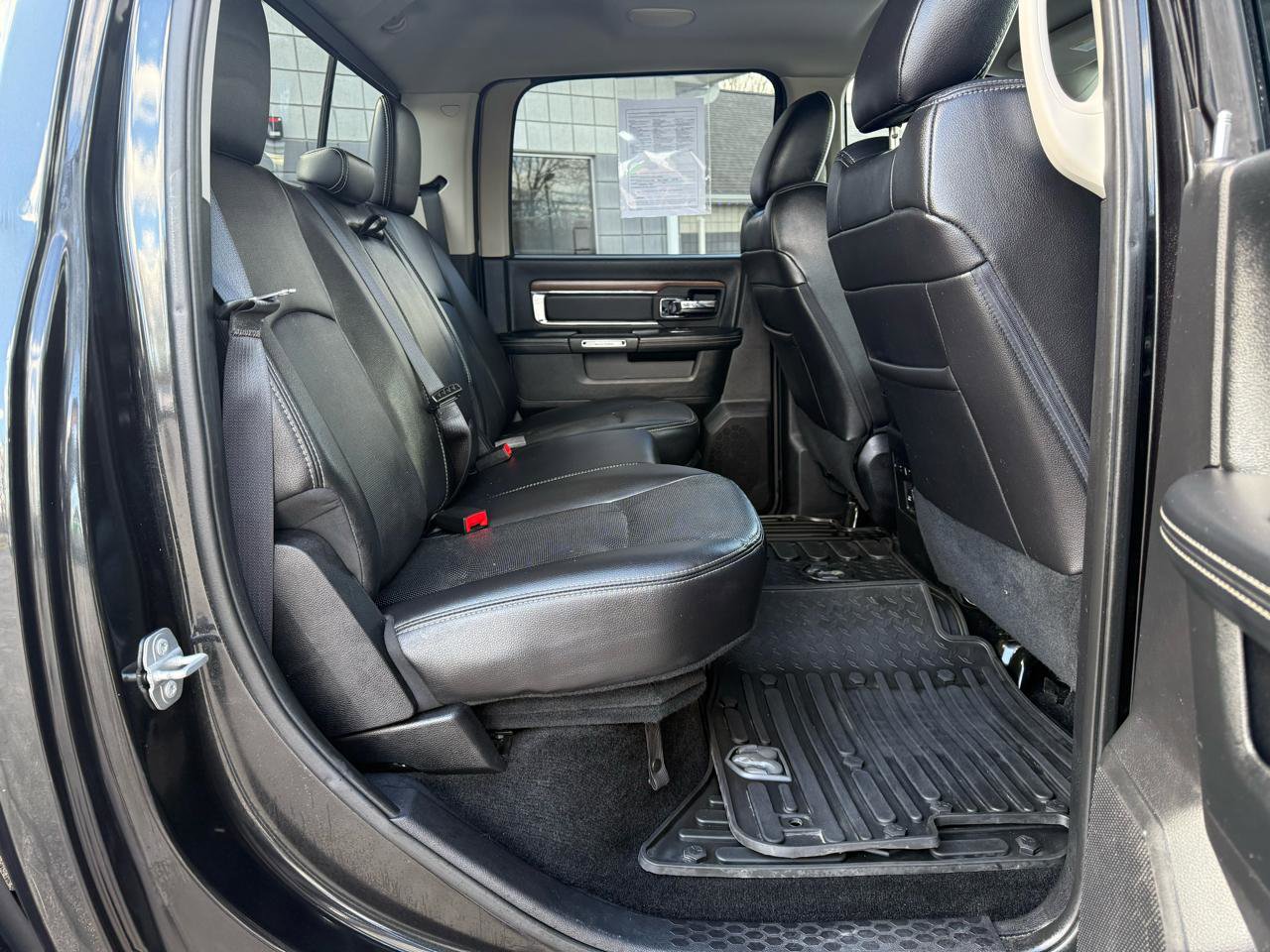 Used 2016 RAM 1500 Laramie w/ Convenience Group image 13