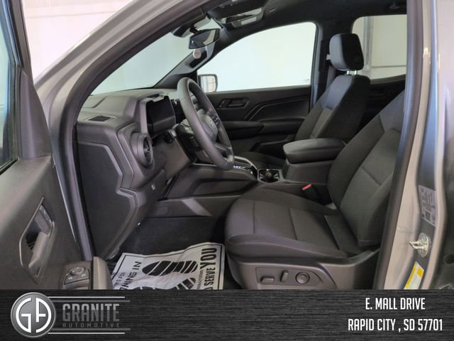 Used 2024 Chevrolet Colorado Trail Boss w/ LPO, Dark Essentials Package AWD/4WD image 9