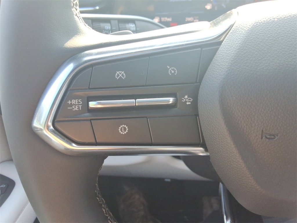 New 2026 Chevrolet Suburban Premier image 26