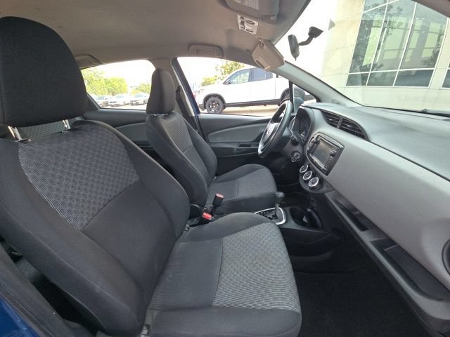 Used 2015 Toyota Yaris L FWD image 7