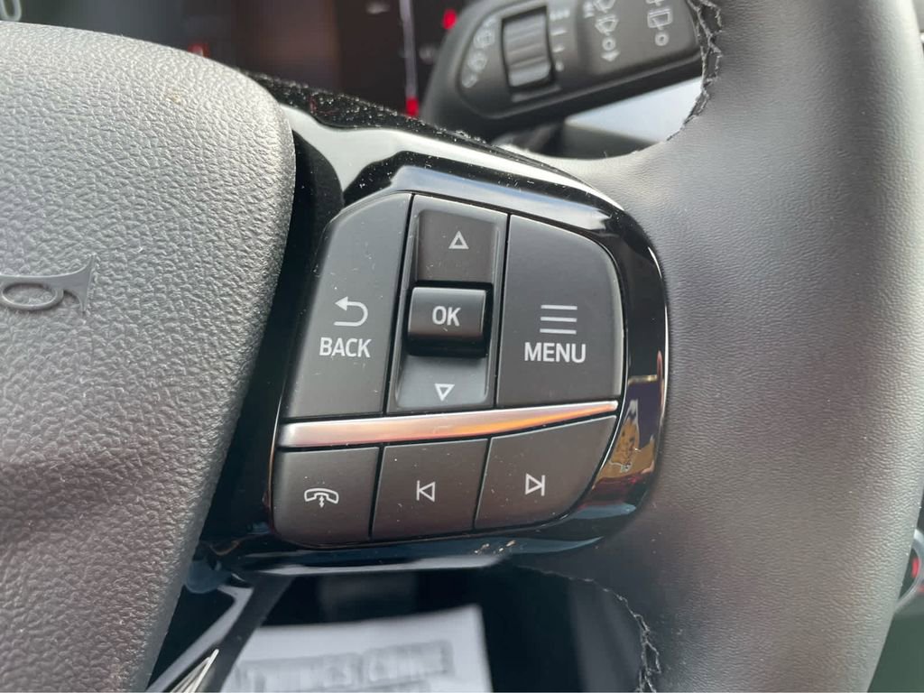 New 2025 Ford Escape Active w/ Cold Weather Package FWD image 17
