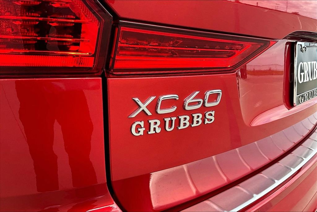 Certified 2024 Volvo XC60 T8 Core w/ Protection Package Premier image 40