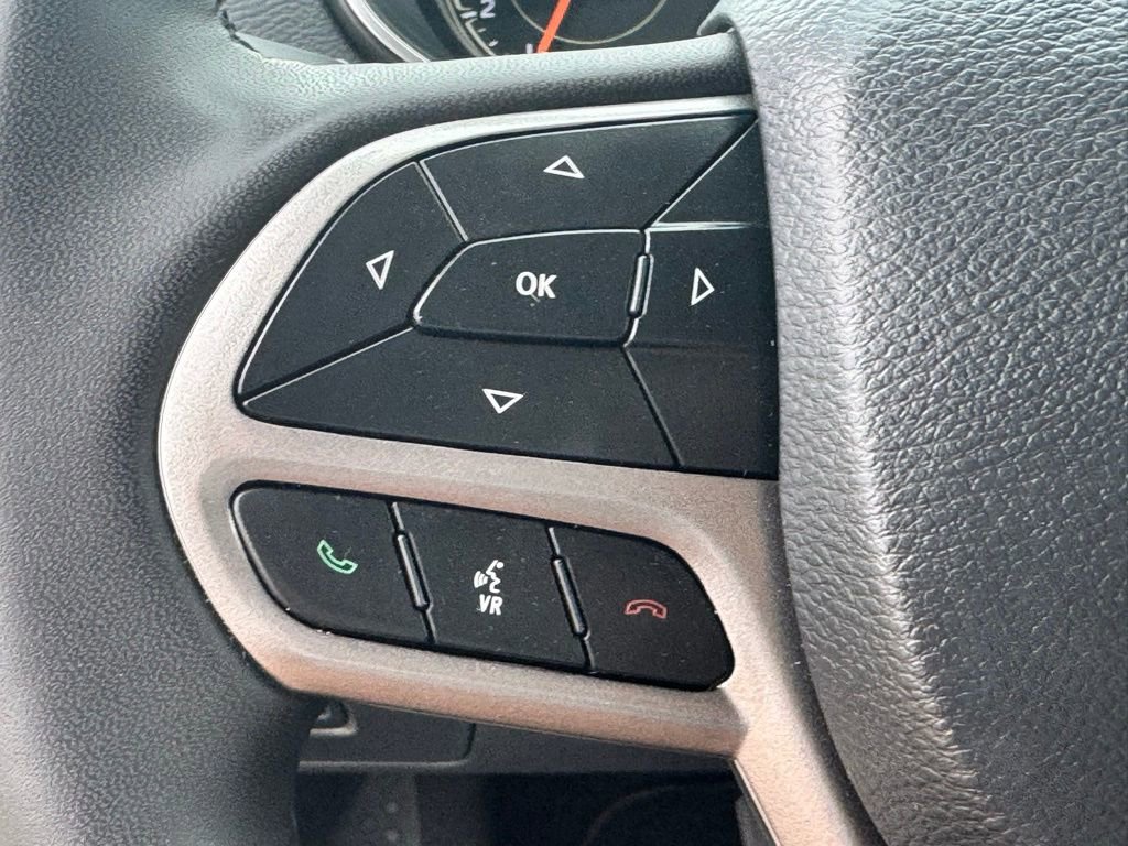 Used 2022 Jeep Cherokee Limited w/ Elite Package image 23