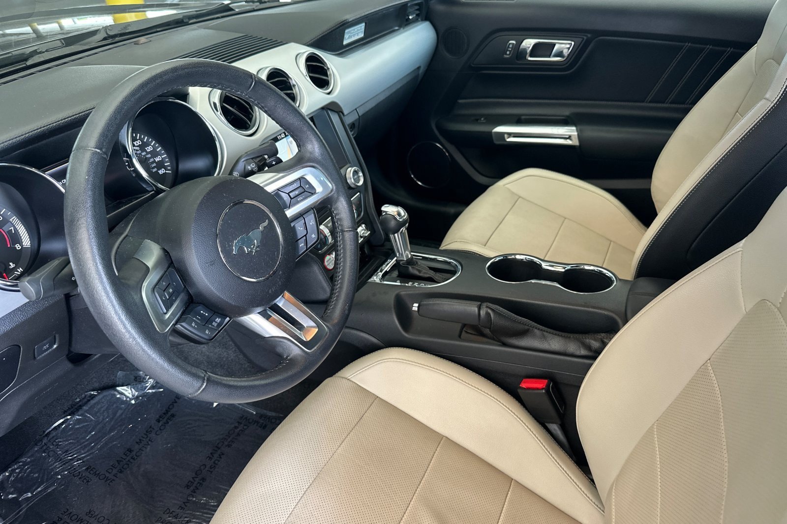 Used 2017 Ford Mustang GT Premium w/ Equipment Group 401A RWD image 10