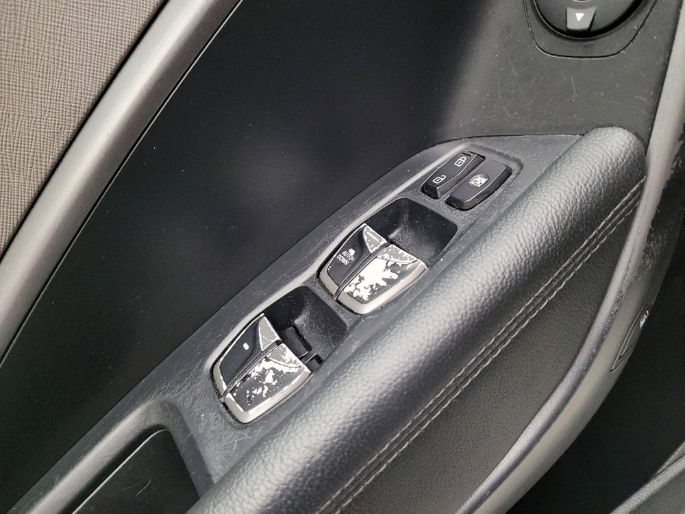 Used 2018 Hyundai Santa Fe Sport FWD image 27