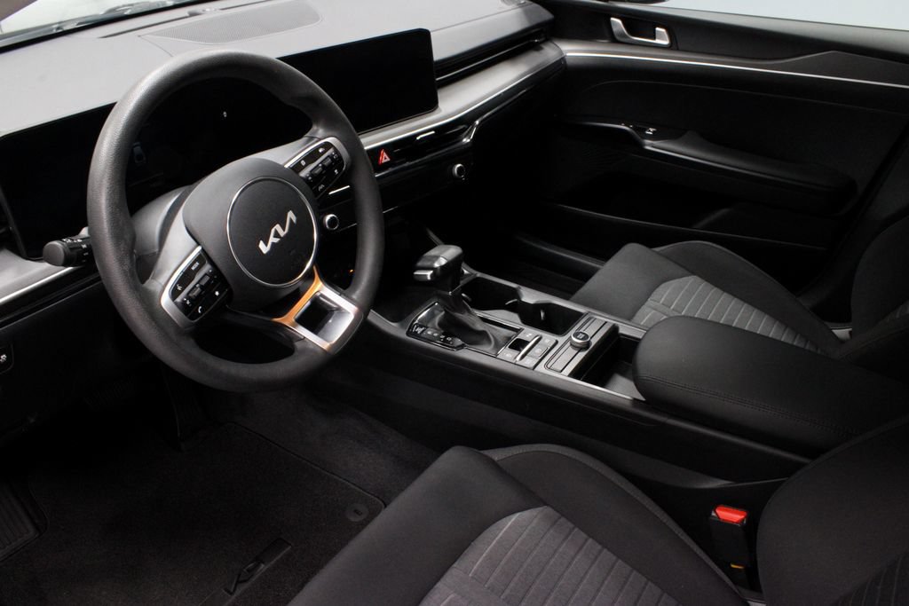 Used 2025 Kia K5 LXS FWD image 21