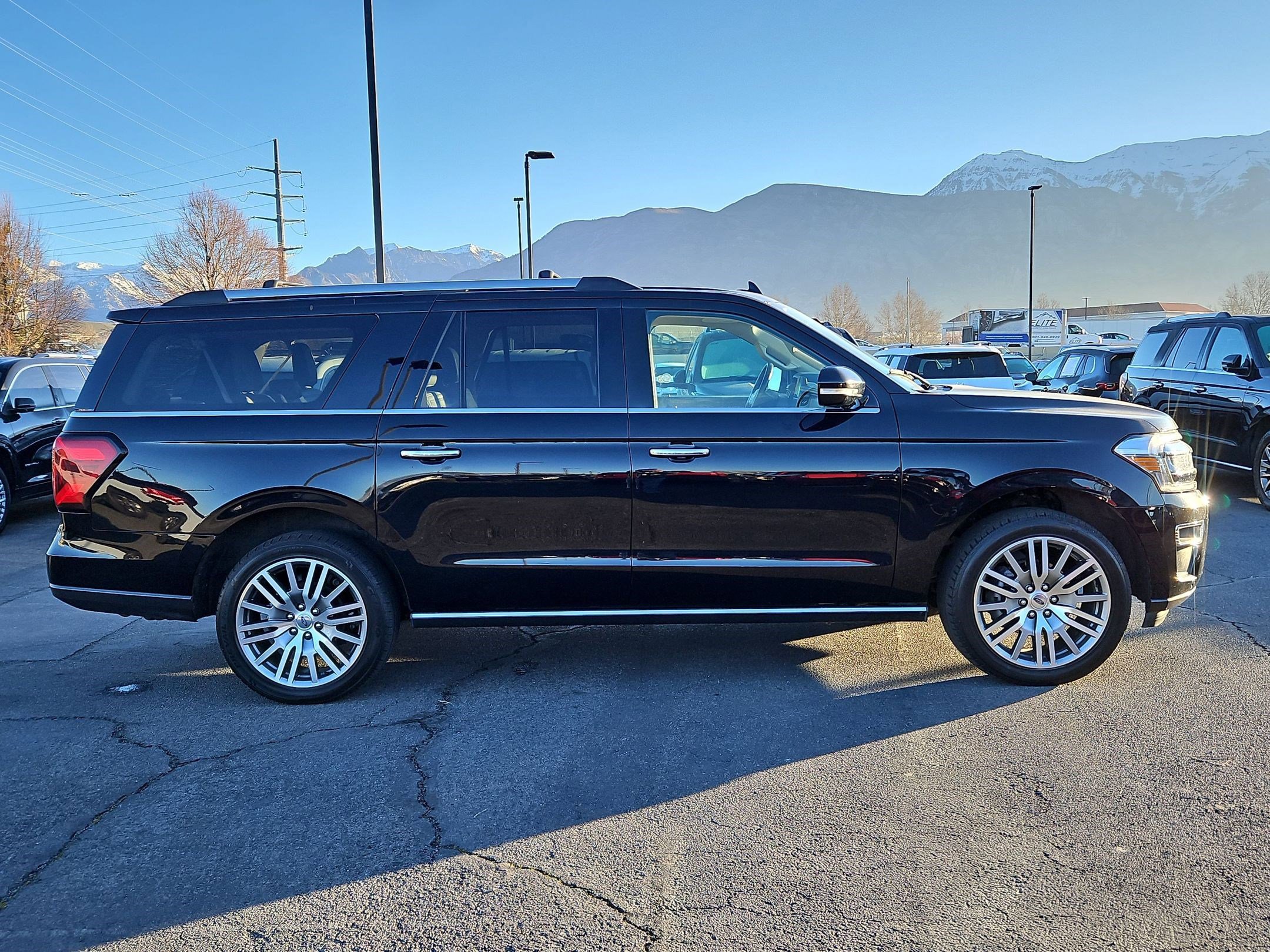 Used 2024 Ford Expedition Max Limited image 2