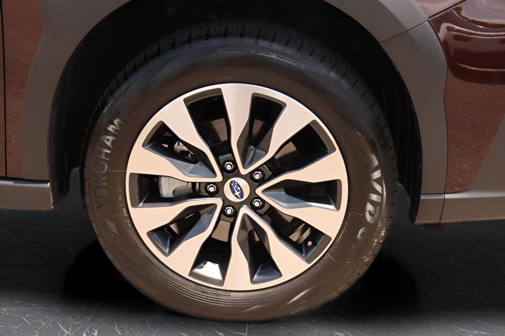 Certified 2025 Subaru Outback Limited AWD/4WD image 11