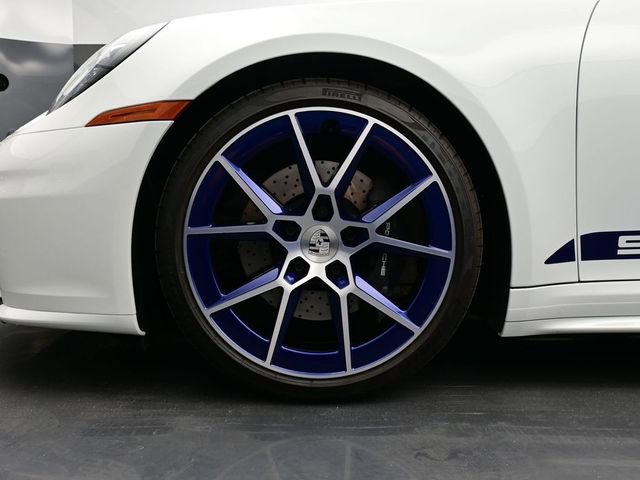 Certified 2025 Porsche 911 Carrera T image 6