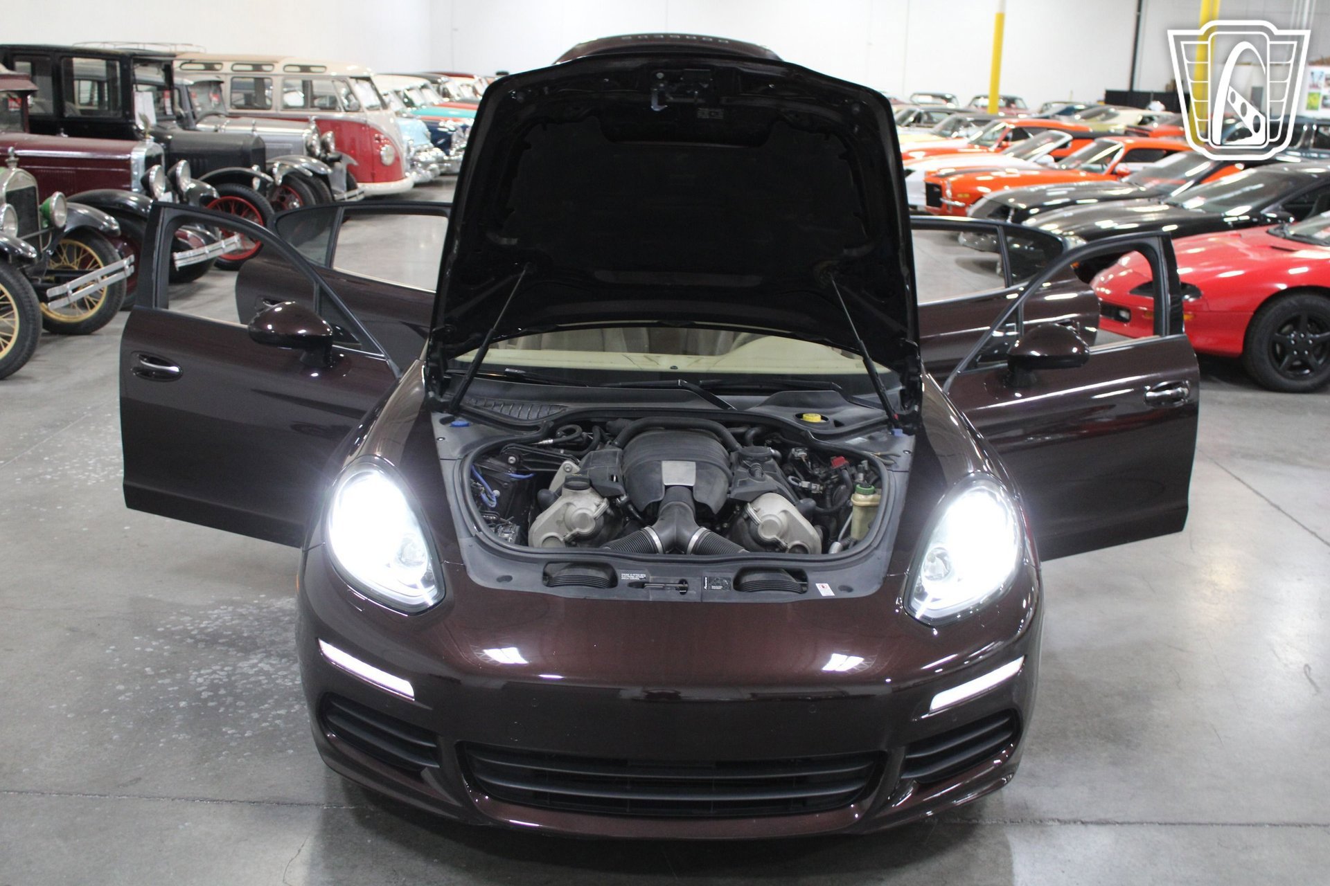 Used 2014 Porsche Panamera 4 image 29