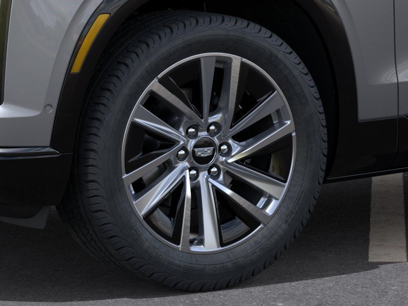 New 2027 Cadillac Vistiq Sport w/ LPO, Floor Liner Package AWD/4WD image 9