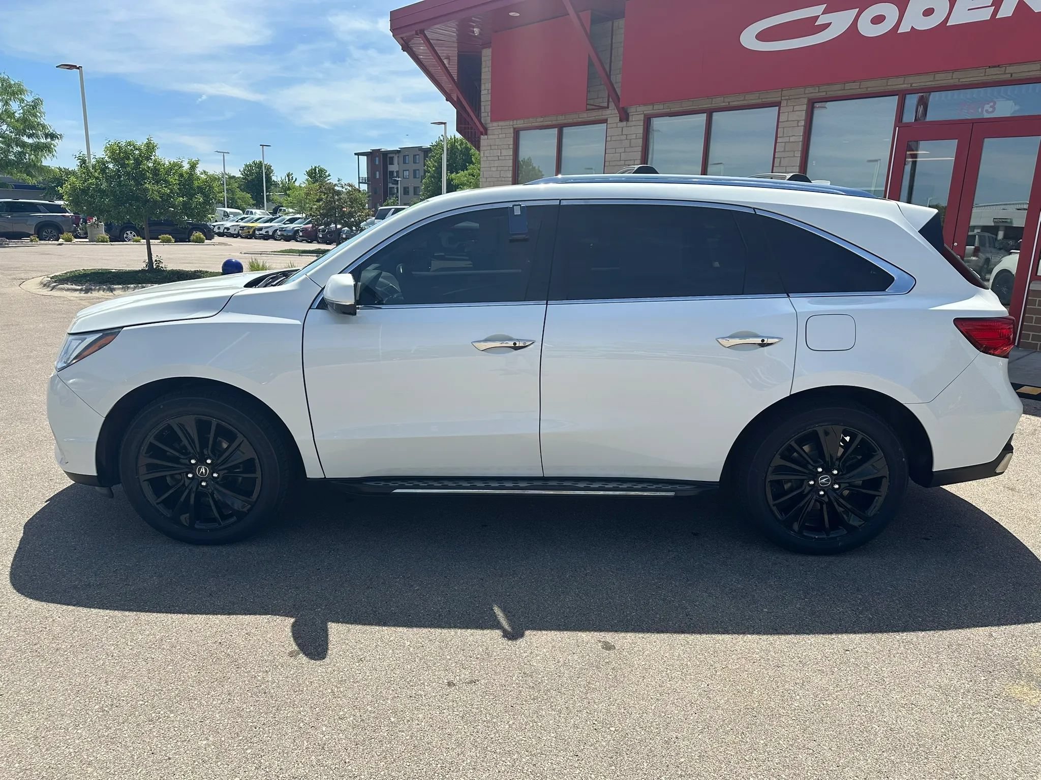 Used 2018 Acura MDX SH-AWD w/ Advance Package image 9